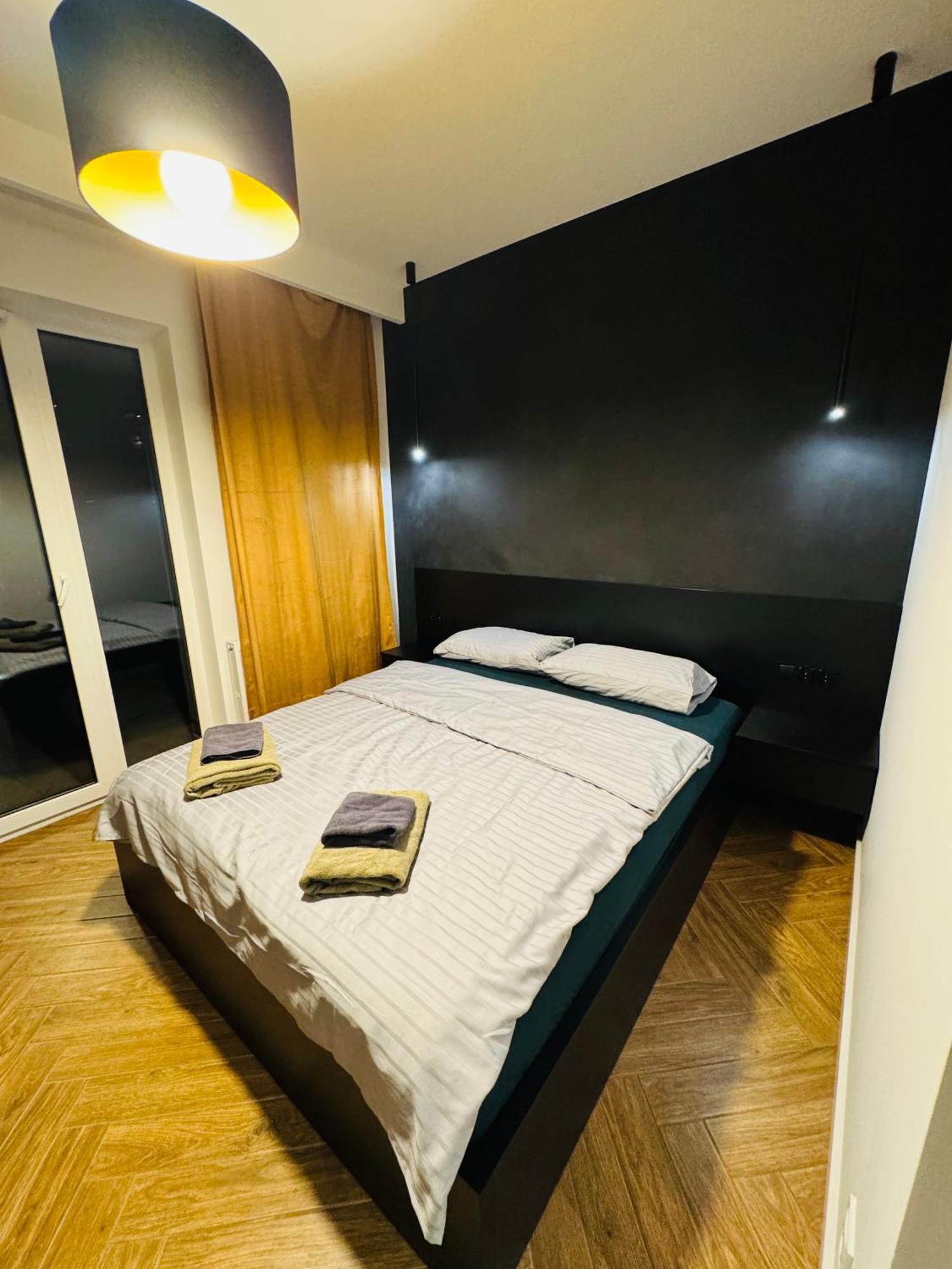 Plaza Tower 2 Apartment *