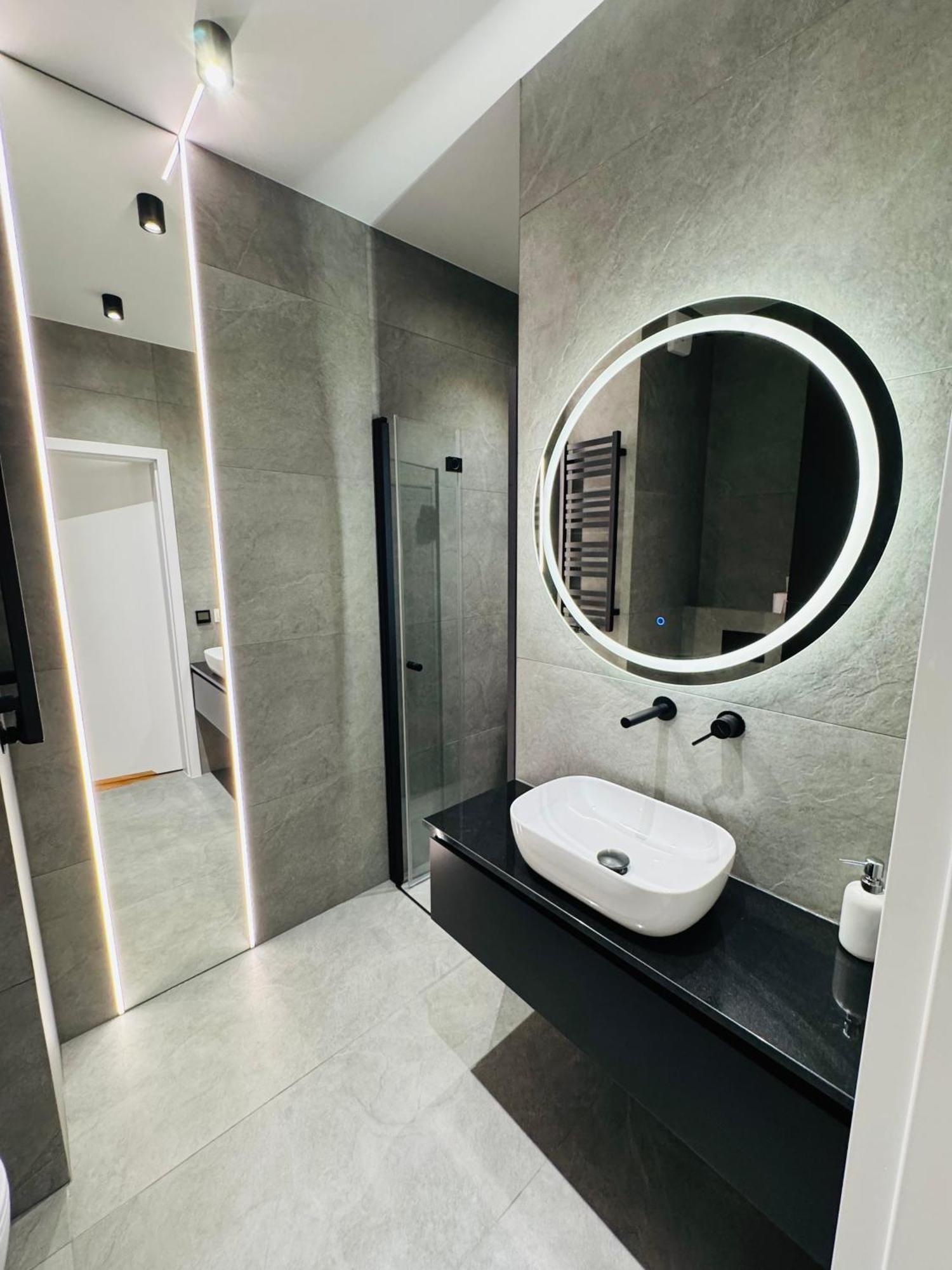 Apartment Plaza Tower 2 *