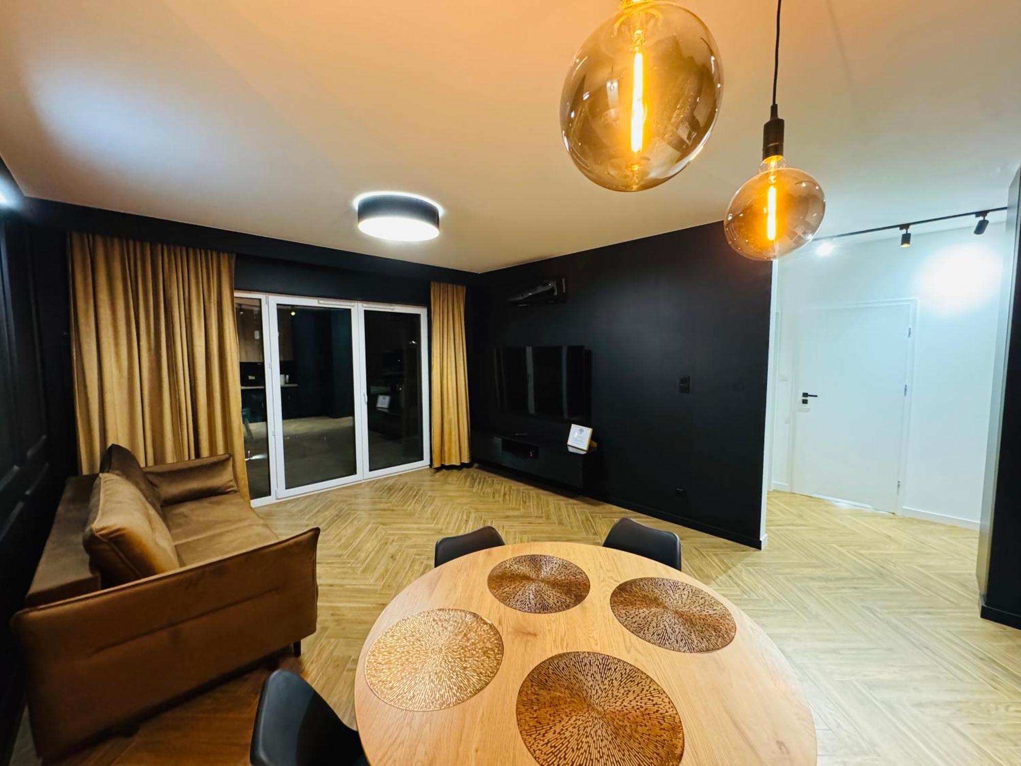 Plaza Tower 2 Apartment *